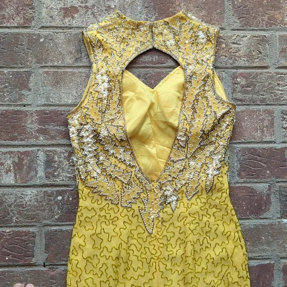 Vintage 1980s Alyce Designs Yellow All Over Glass Beaded Formal Dress - Picture 6 of 8